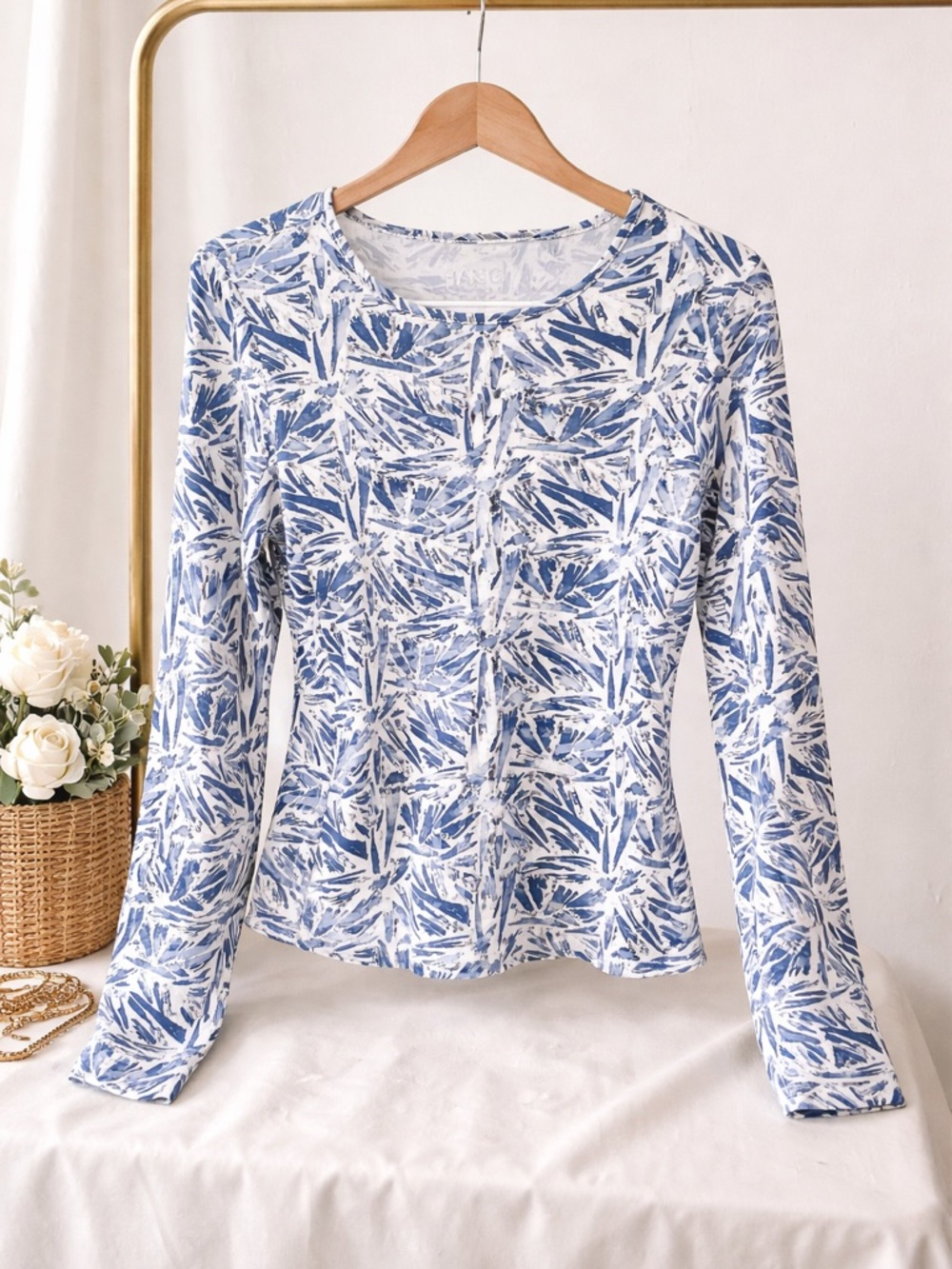 Hang Ten Blue and White Printed Long-Sleeve Crewneck Top